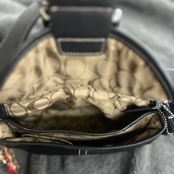 *SOLD* Vintage Coach Mini Soho Bag - Picture 6 of 8